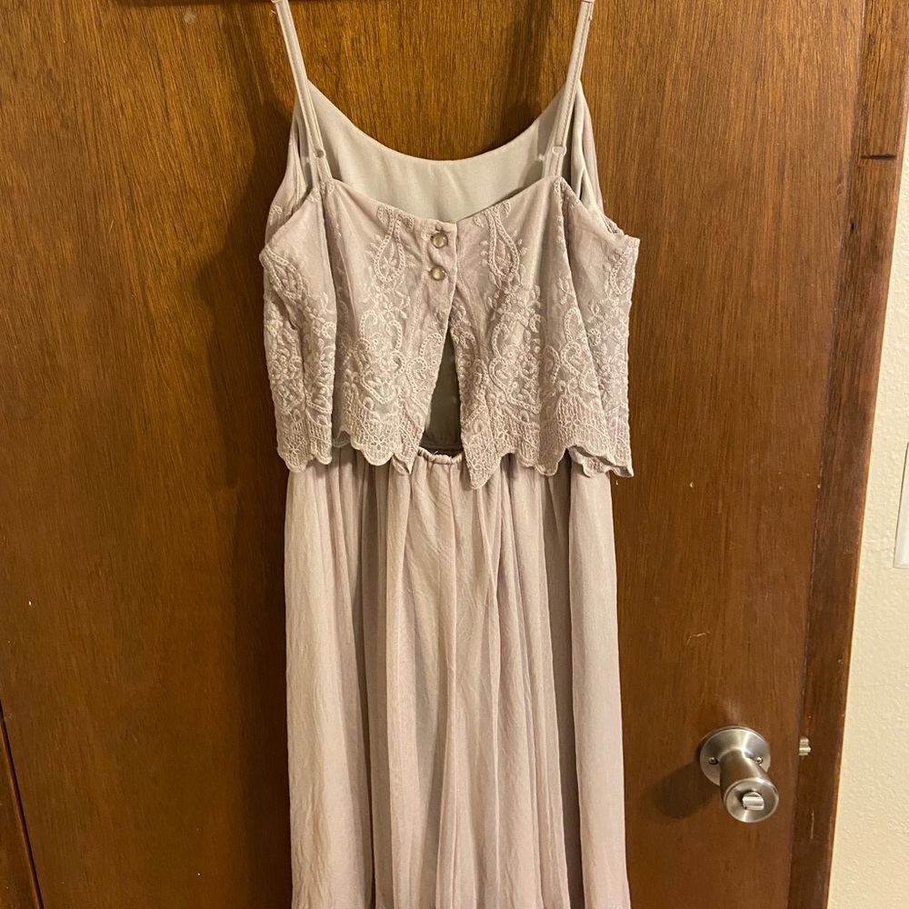 Maurice’s dress - Picture 2 of 5